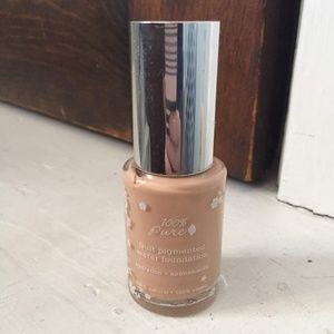 NEW 100% Pure fruit pigmented water foundation